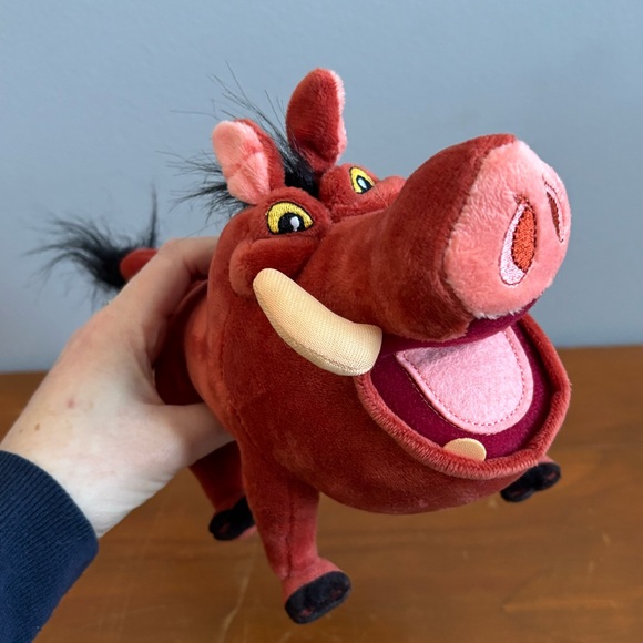 Disney’s Lion King - Pumbaa the Warthog Plush - Picture 10 of 10